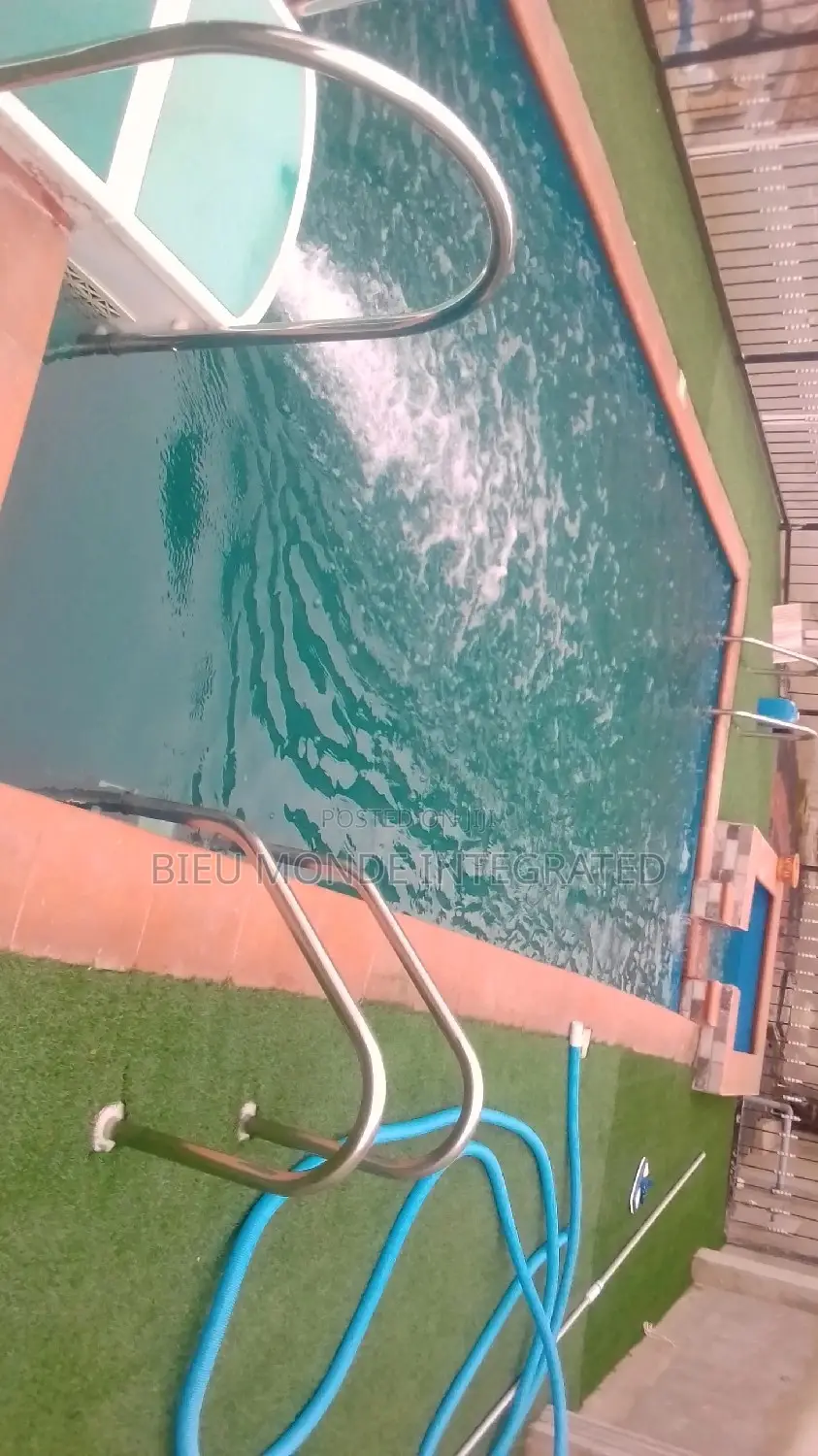 Swimming Pool Construction