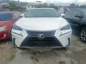 Lexus NX 300 FWD 2020 White