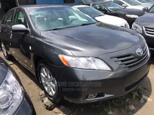 Toyota Camry 2008 Gray