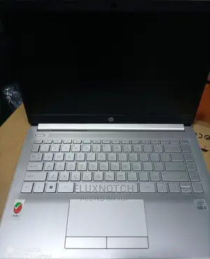 New Laptop HP 14z 8GB Intel Core I5 SSD 256GB