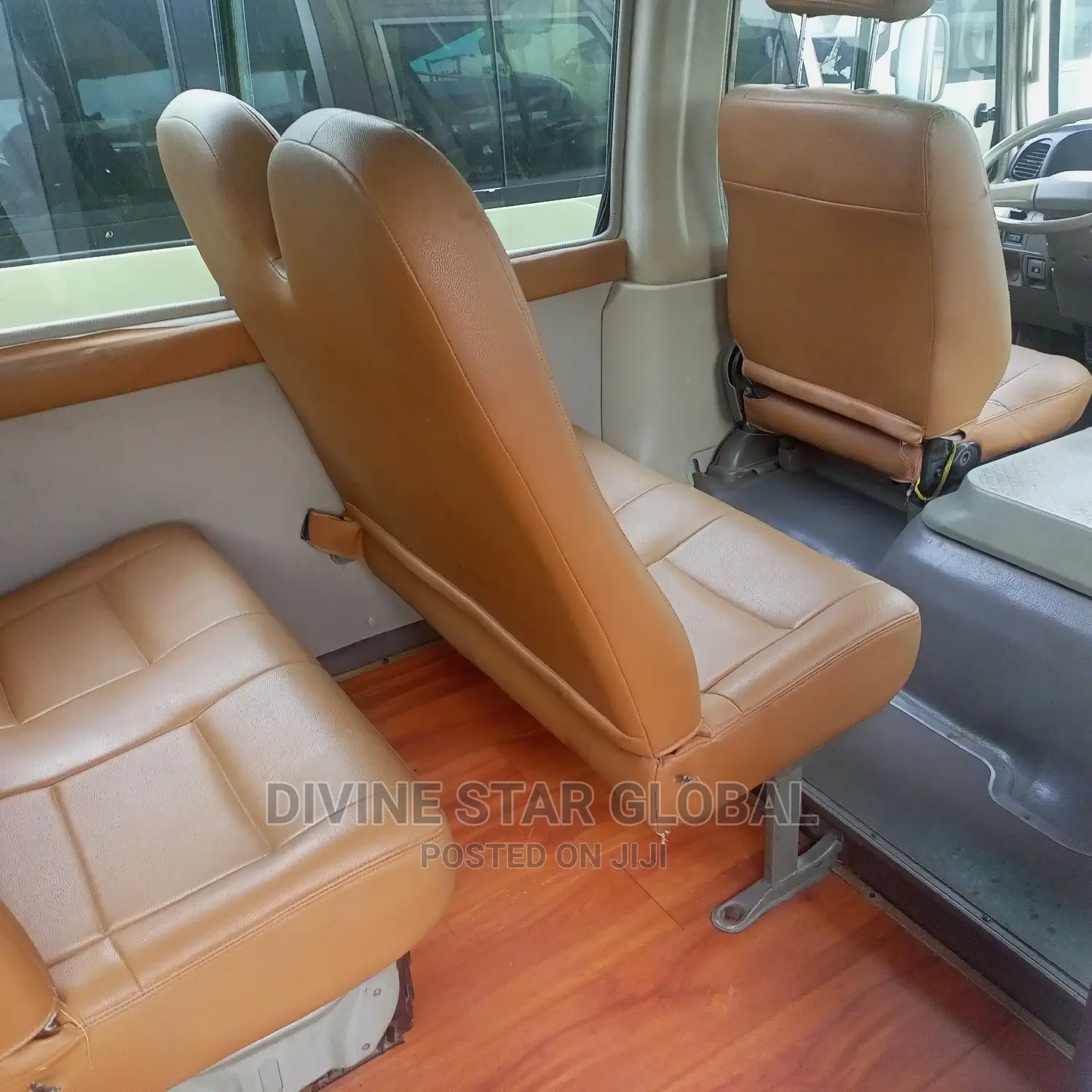 Toyota Coaster 2010 Gold