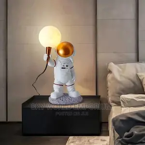 Astronaut Wall Lamp