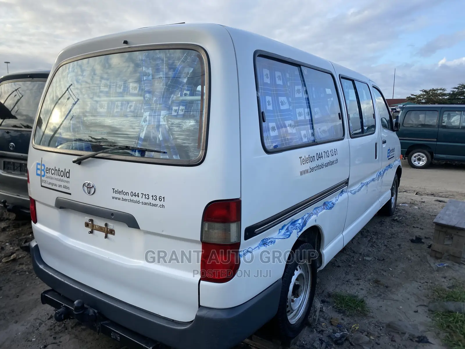 Toyota HiAce 2005