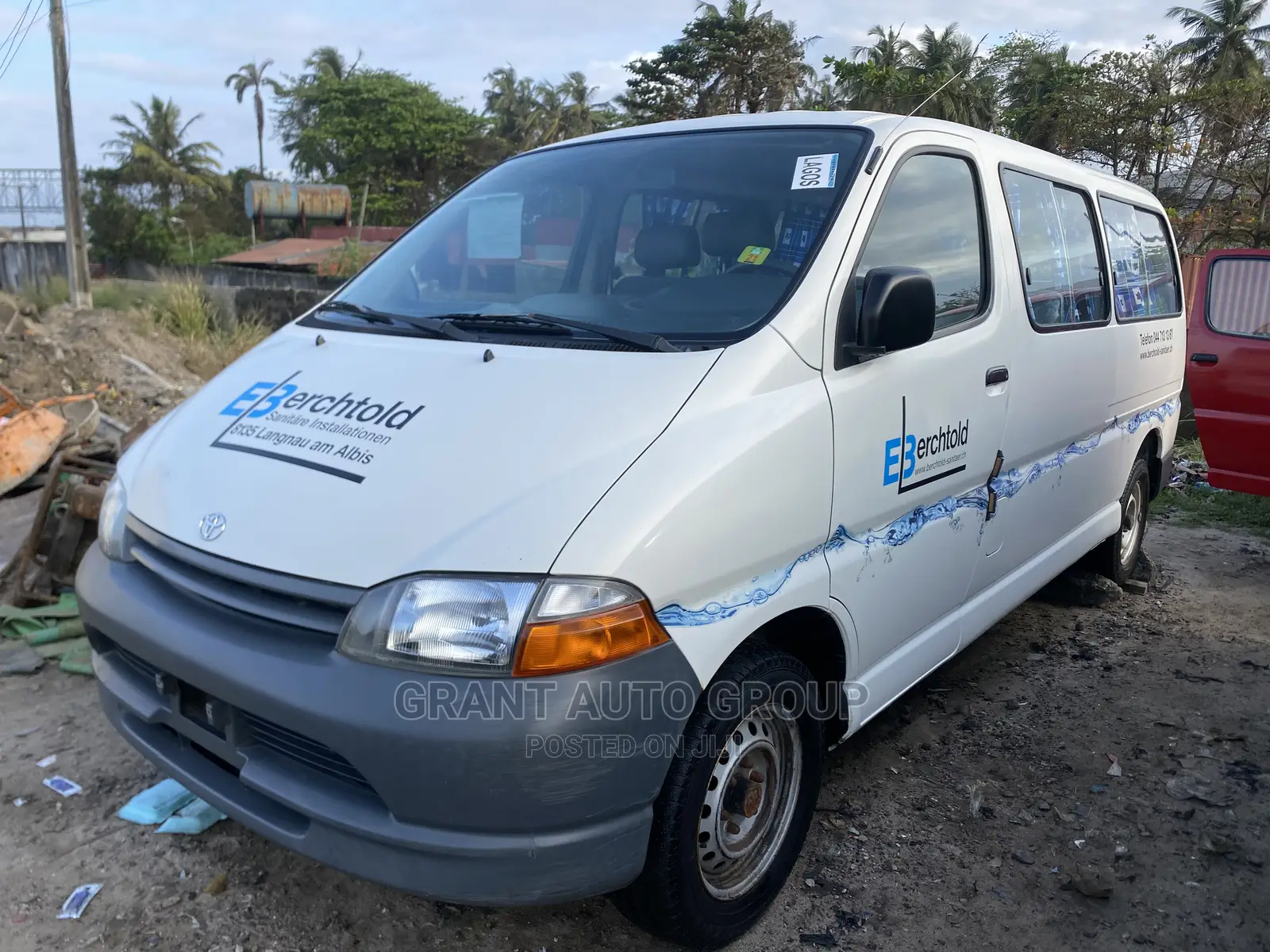 Toyota HiAce 2005
