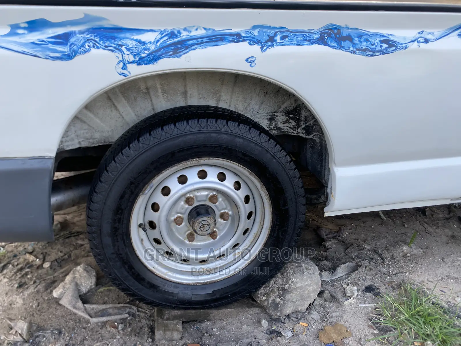 Toyota HiAce 2005