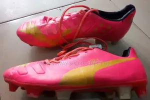Puma Size 40 Leather Boot