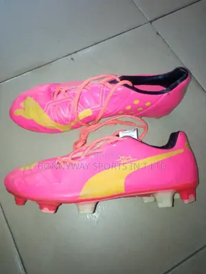 Puma Size 40 Leather Boot