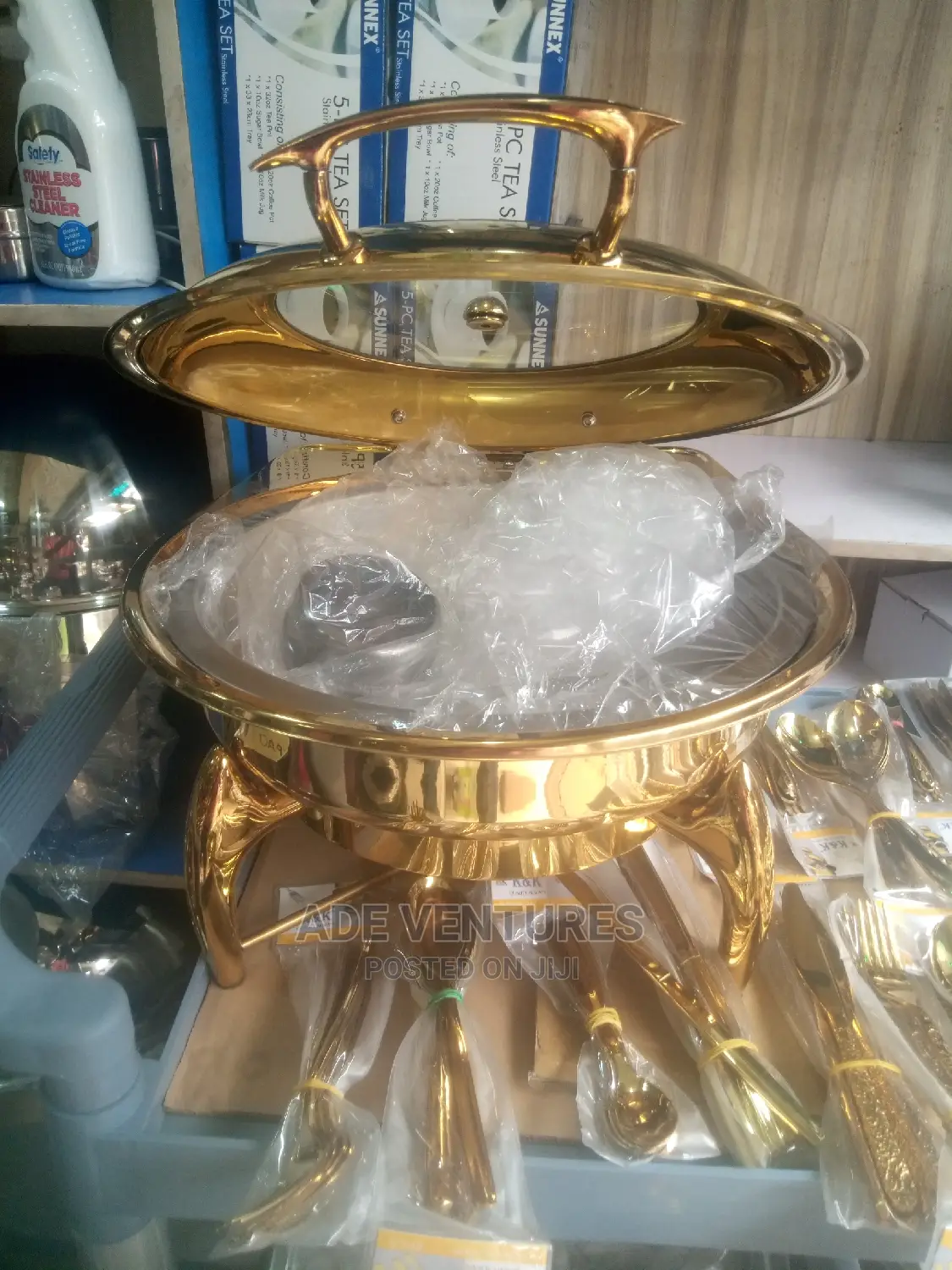 Gold Crome Chafing Dish