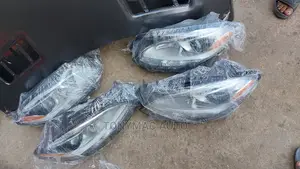 Mercedes-Benz GLE350 Headlights