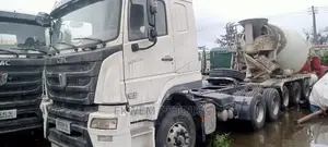 CIMC Brand New 380hp 6x4/4x2 Tractor Unit Truck 4sale