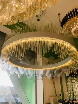 Modem LED Dropping Chandelier Dubai Light Very Quality