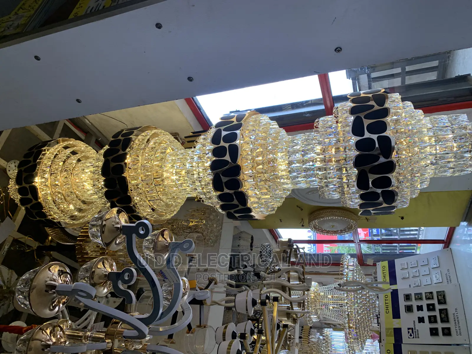 Modem LED 12ft Crystal Chandelier By1200 Dubai Light