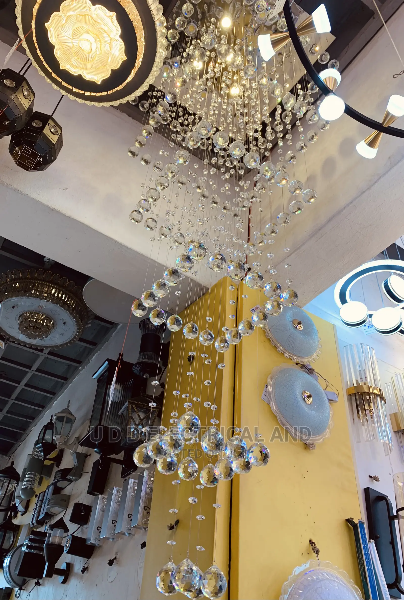 Modem LED 8ft Crystal Chandelier By1200 Dubai Light