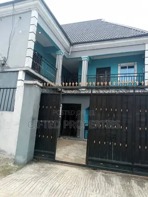 Furnished 1bdrm Block of Flats in Chinda Street Off, Port-Harcourt