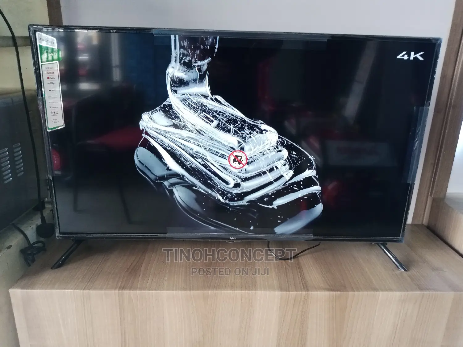Hisense 43 Inches TV