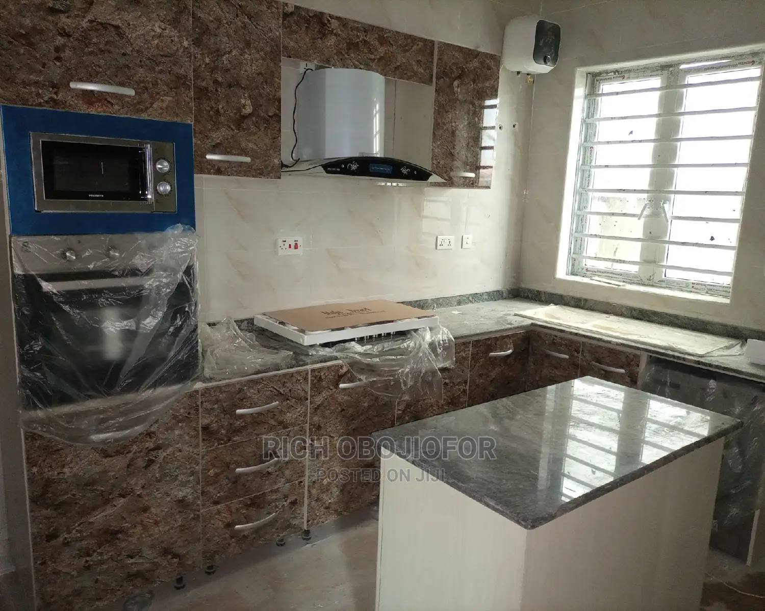Kitchen With Appliances