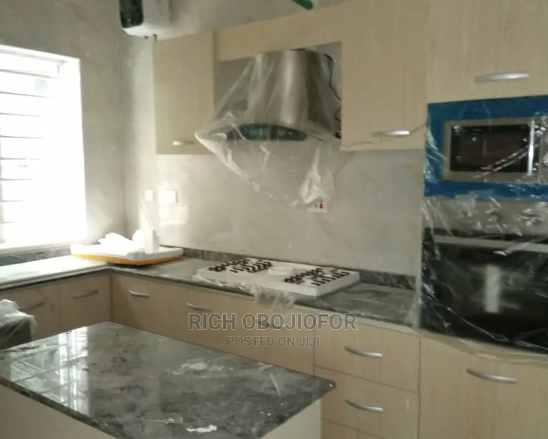 Kitchen With Appliances