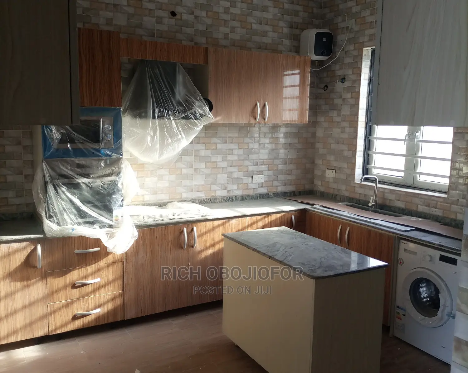 Kitchen With Appliances