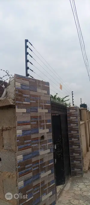Top Wall Electric Fence Installation