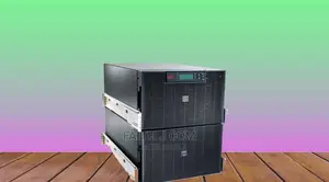 Surt15krmxli APC Smart-Ups RT 15kva, 230/400v