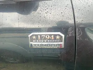 Toyota Tundra 2016 Black