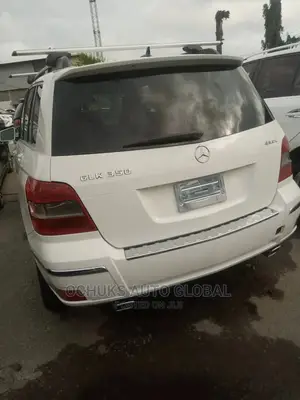 Mercedes-Benz GLK-Class 350 4MATIC 2011 White