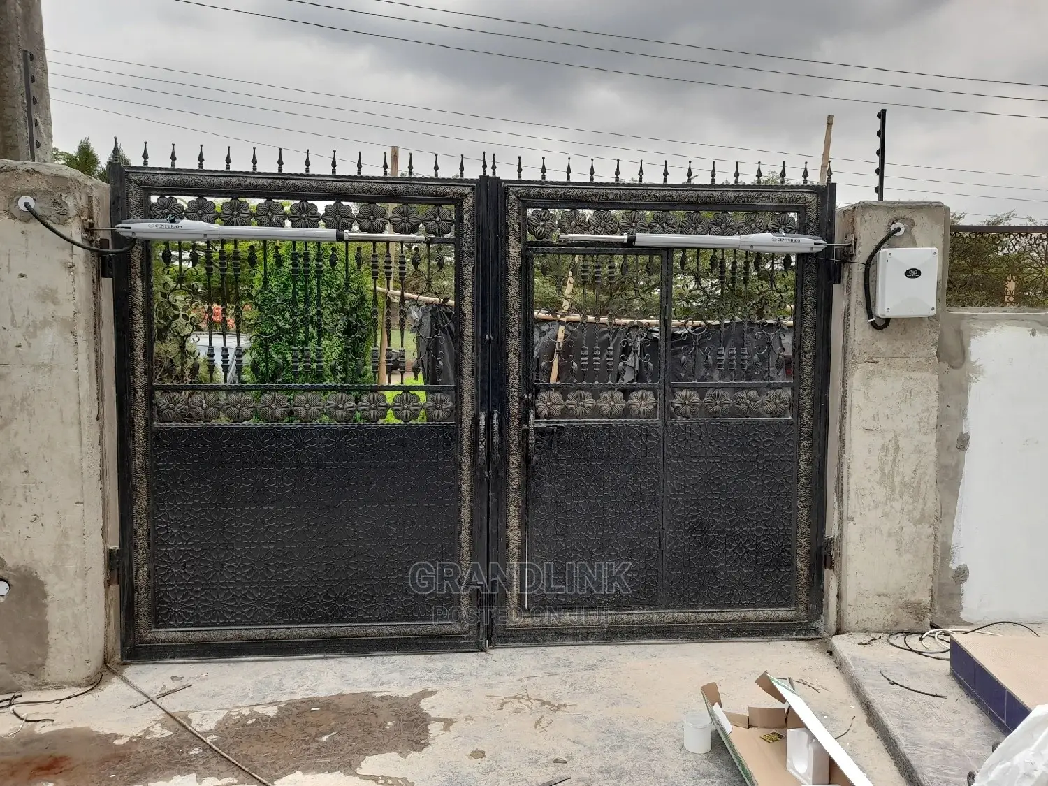 Sliding Gate Machine