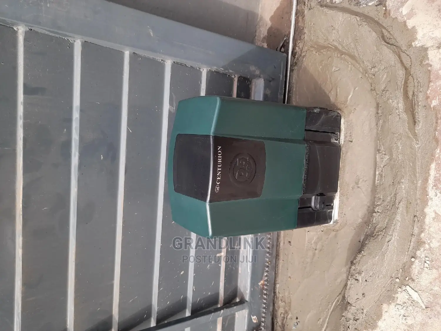 Sliding Gate Machine