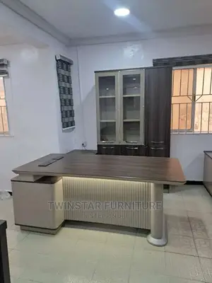 New Modern Executive Office Table With Extension 2mtr