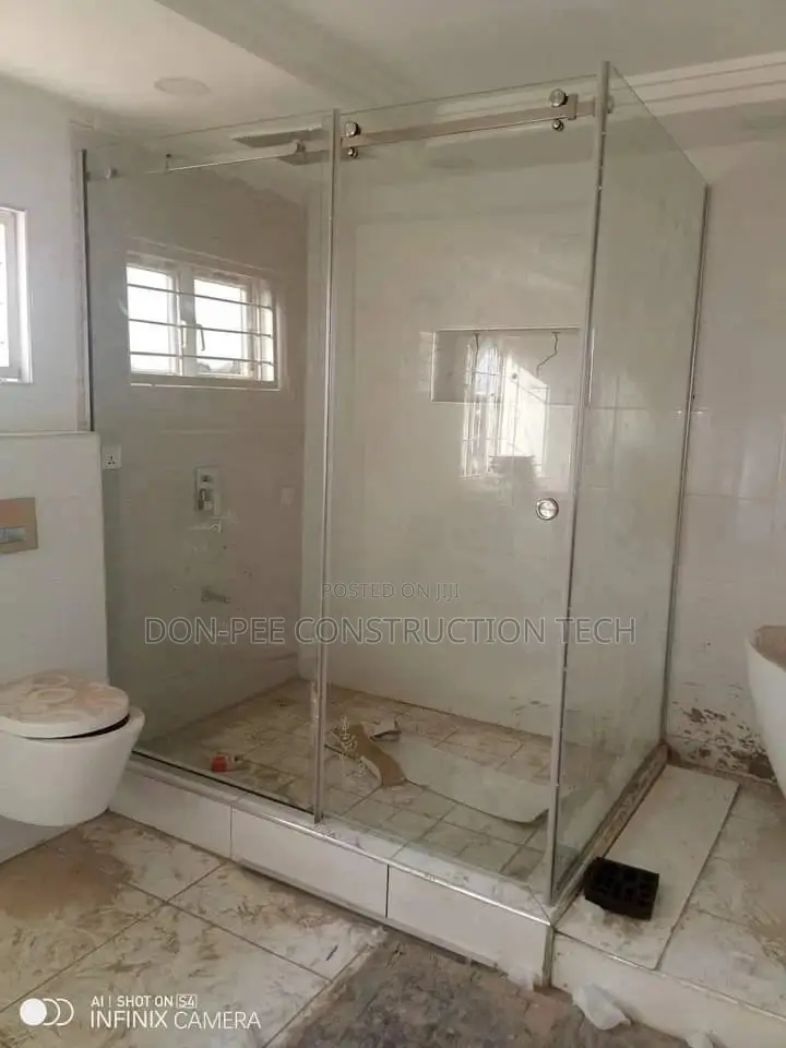 Frosting Shower Cubicle