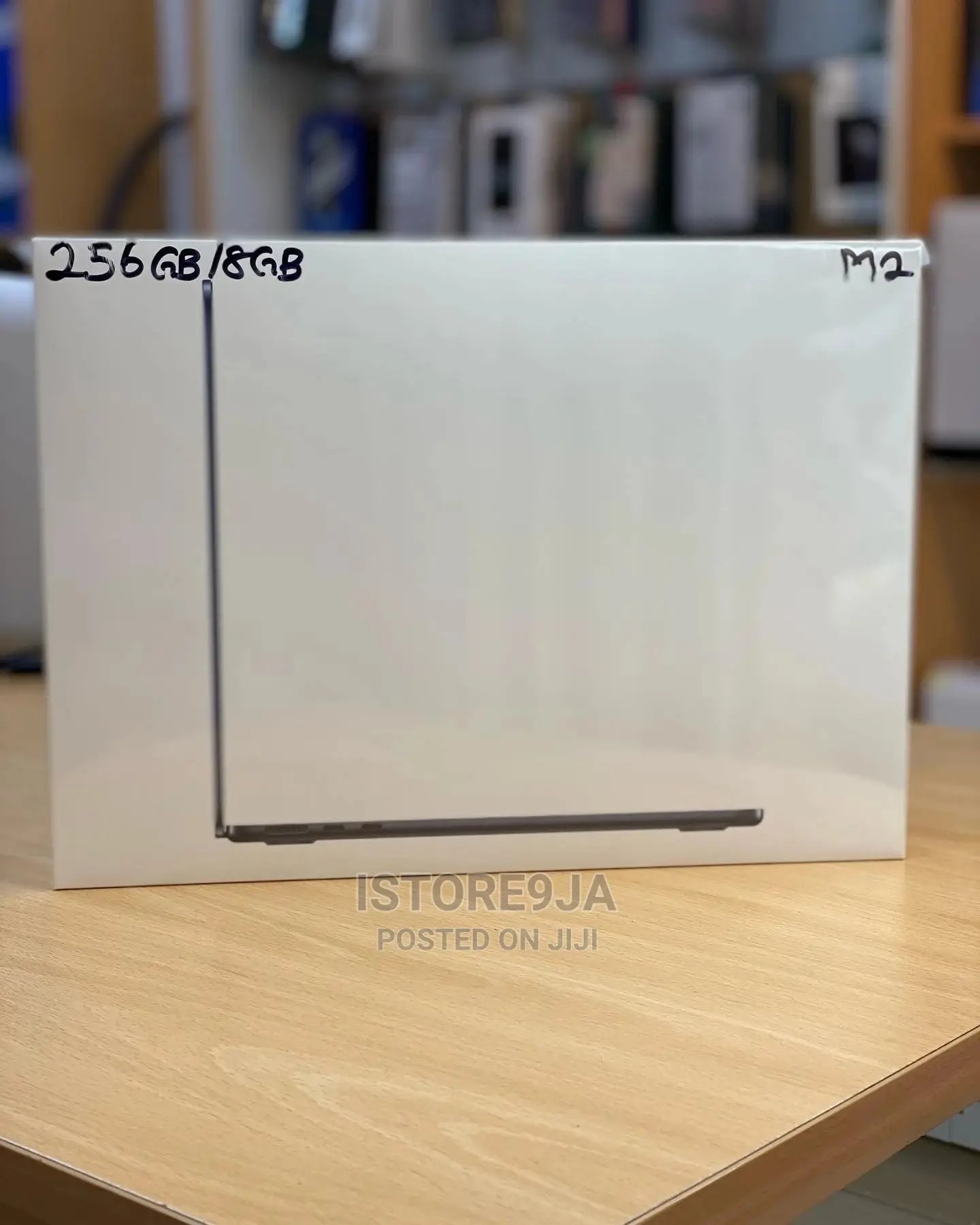 New Laptop Apple MacBook Air 8GB Apple M2 SSD 256GB