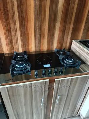Hicel Best Quality 4burner and 1 Hot Plate Gas Cooker. Wrnty