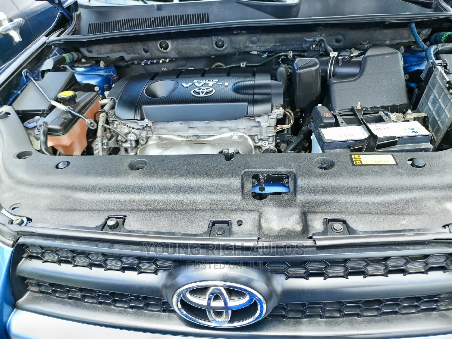 Toyota RAV4 2010 Blue