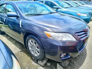 Toyota Camry 2009 Gray