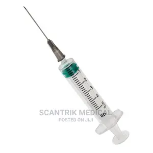 Disposable Sterile Hypodermic Syringe With Needle