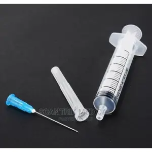 Sterile Hypodermic 5 ML Syringe With Needle