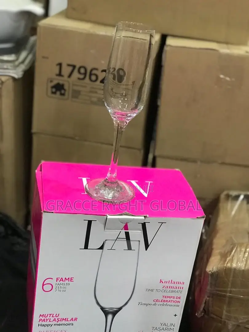 Elegant Flute Champagne Glasses