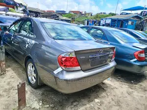 Toyota Camry 2.4 XLE 2008 Gray