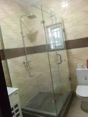 Shower Cubicle at Jahi