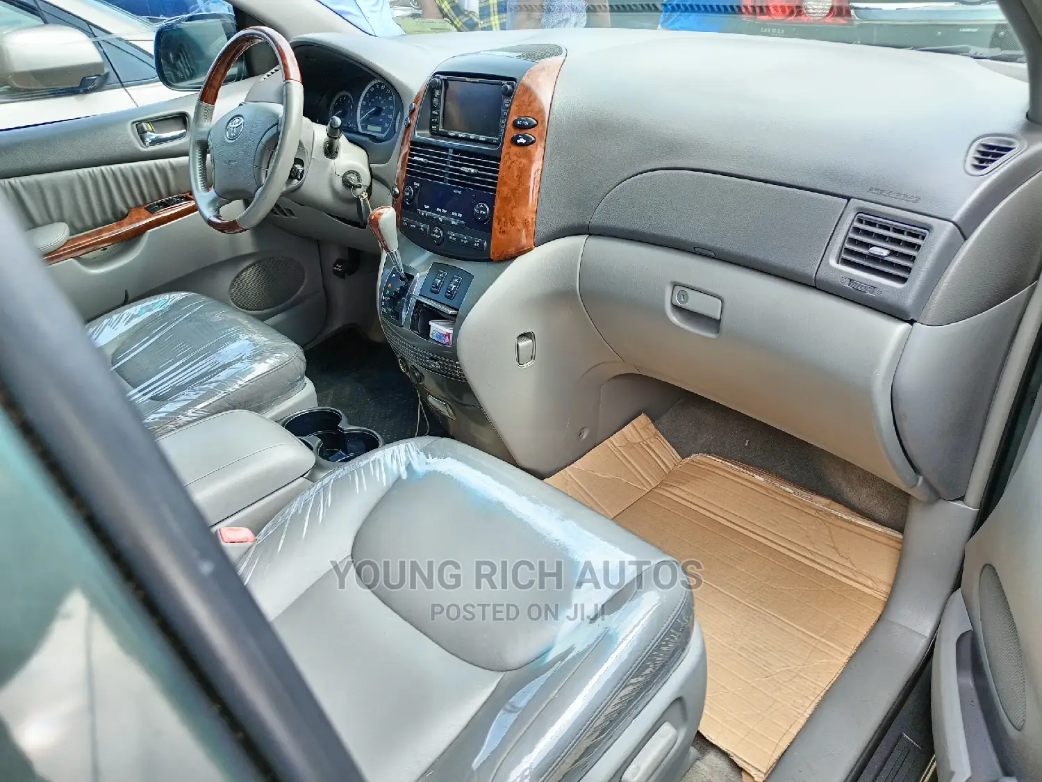 Toyota Sienna 2005 Blue