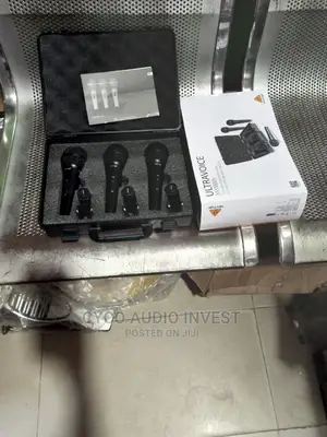 Original Behringer Three in One Mic. ULTRAVOICE.