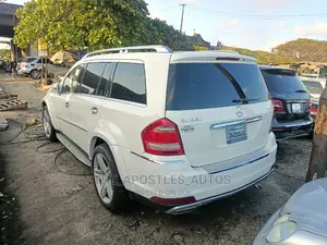Mercedes-Benz GL-Class GL 550 2012 White