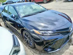 Toyota Camry 2018 Black