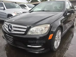 Mercedes-Benz C350 2010 Black