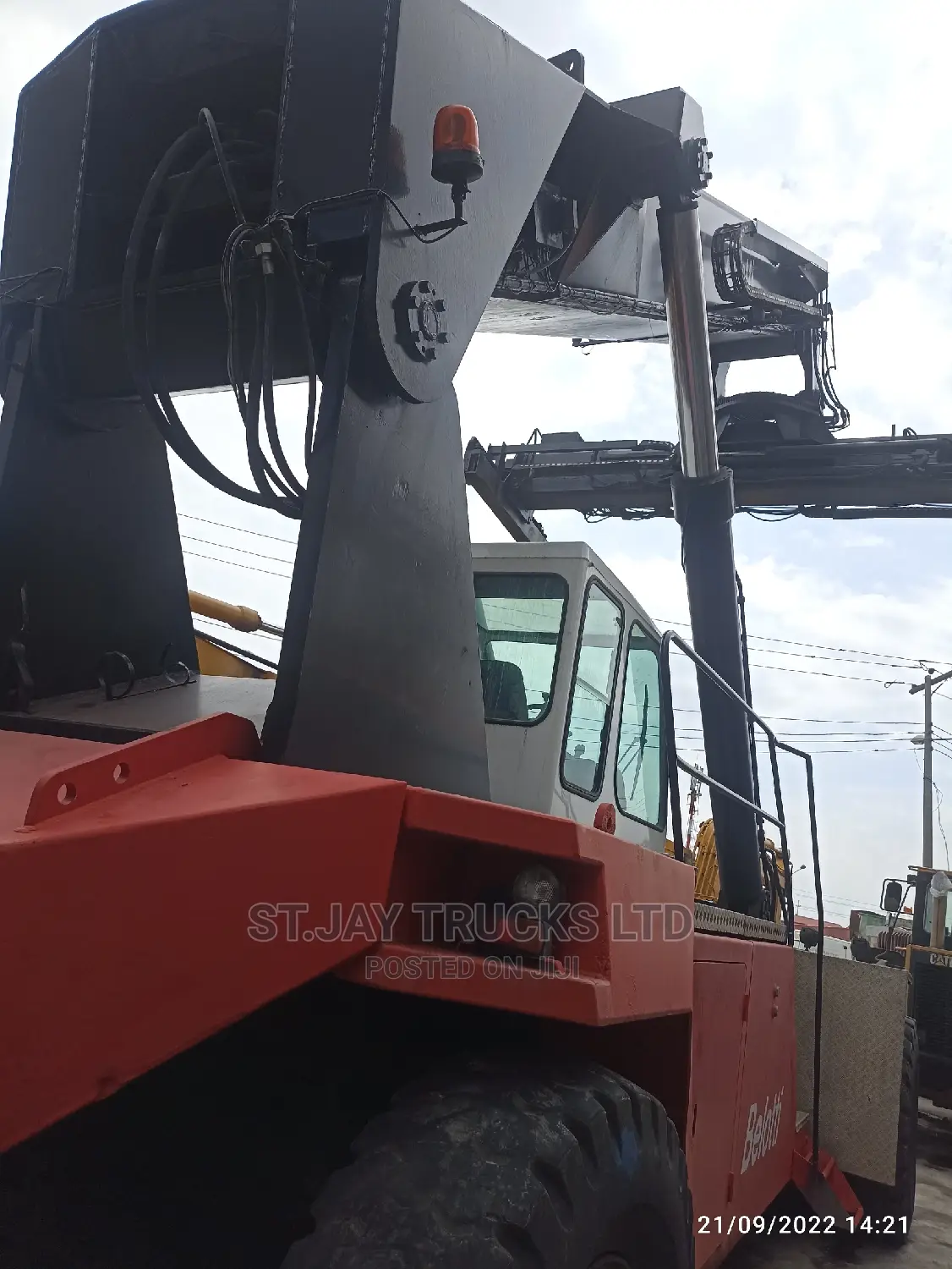 Karlmar Container Handler