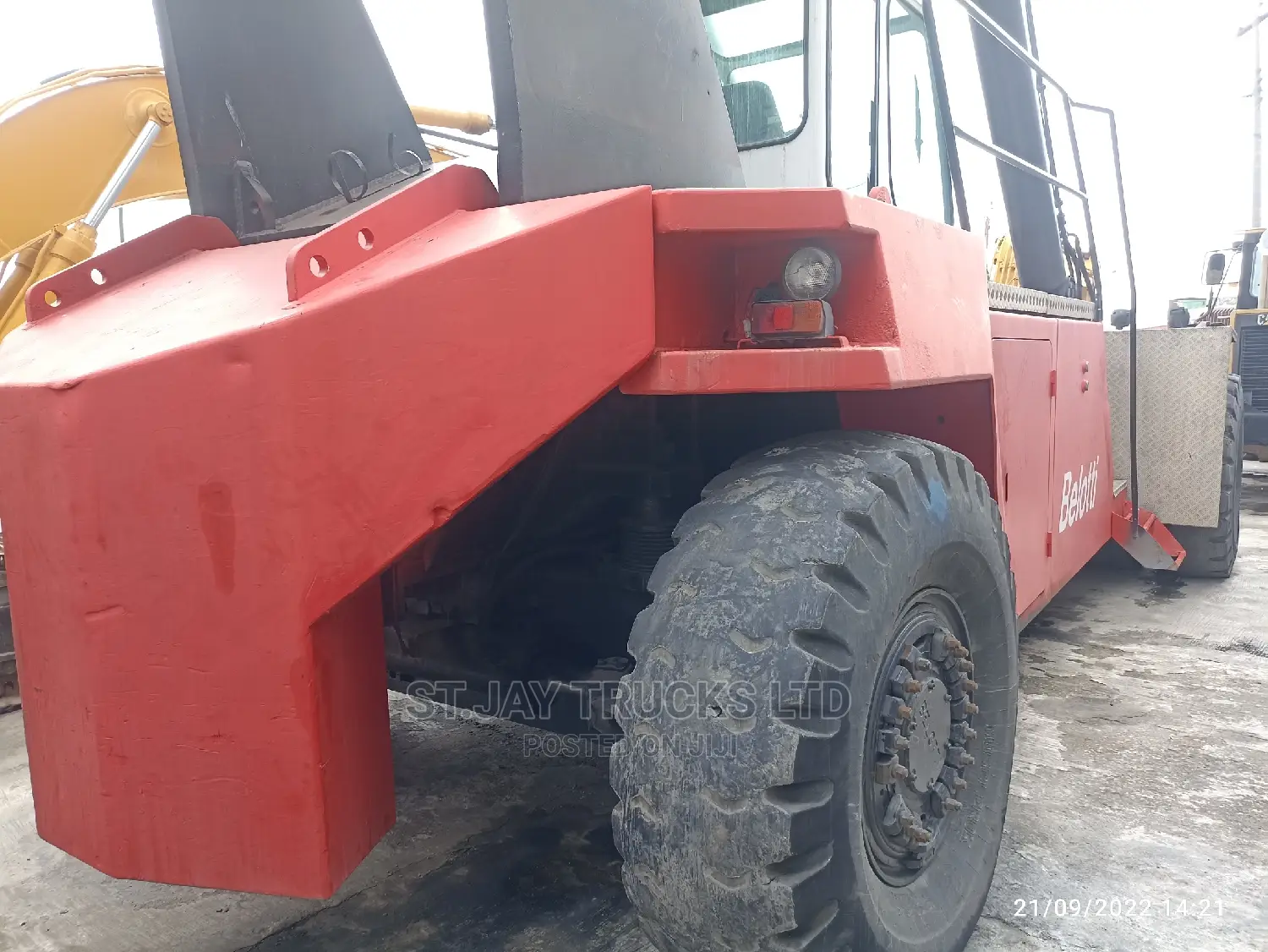 Karlmar Container Handler