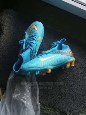 Nike Ankle Boot Size 40,41,42,43