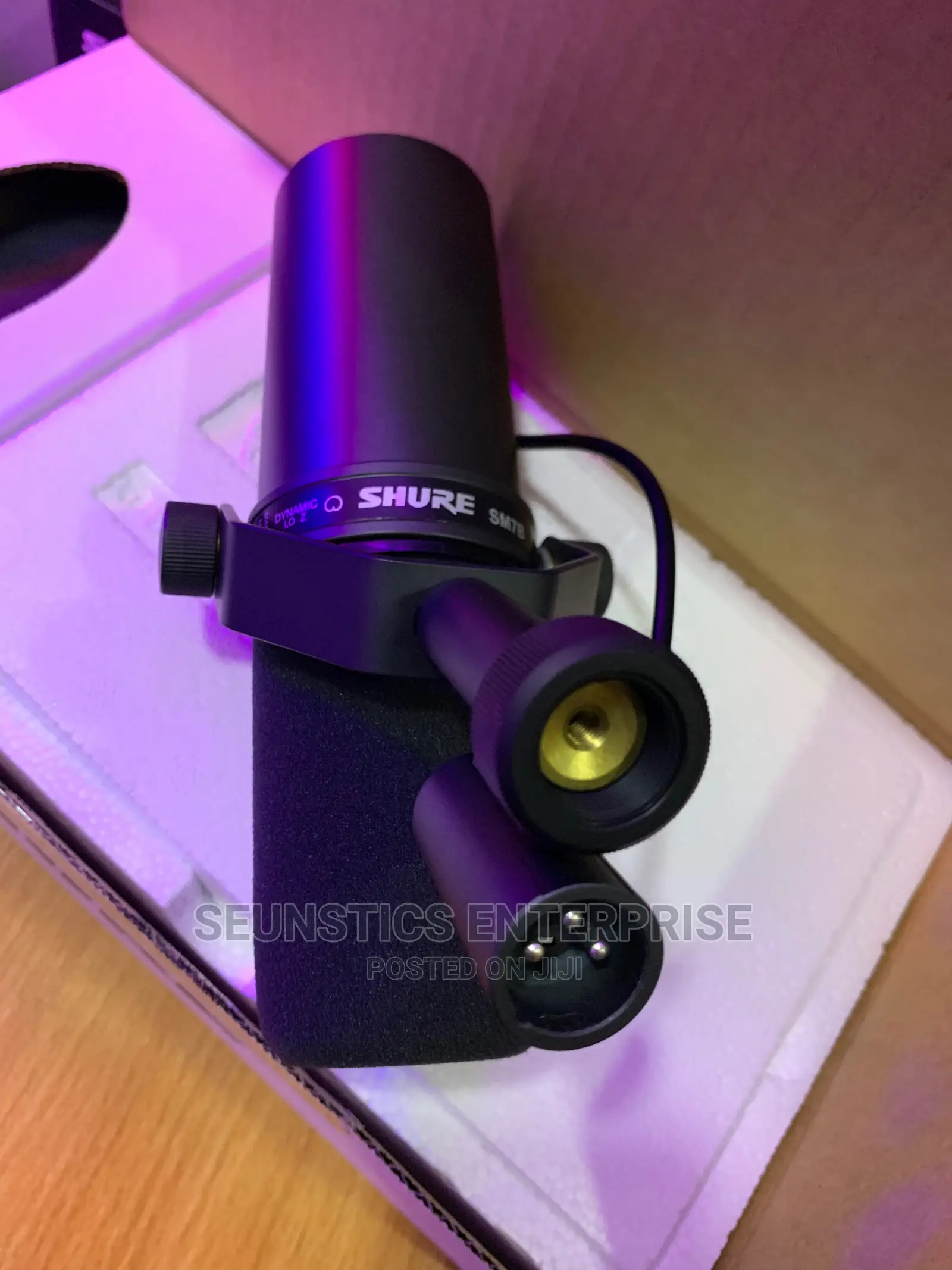 Professional Shure SM7B Microphone