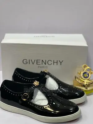 Photo - Givenchy Sandal