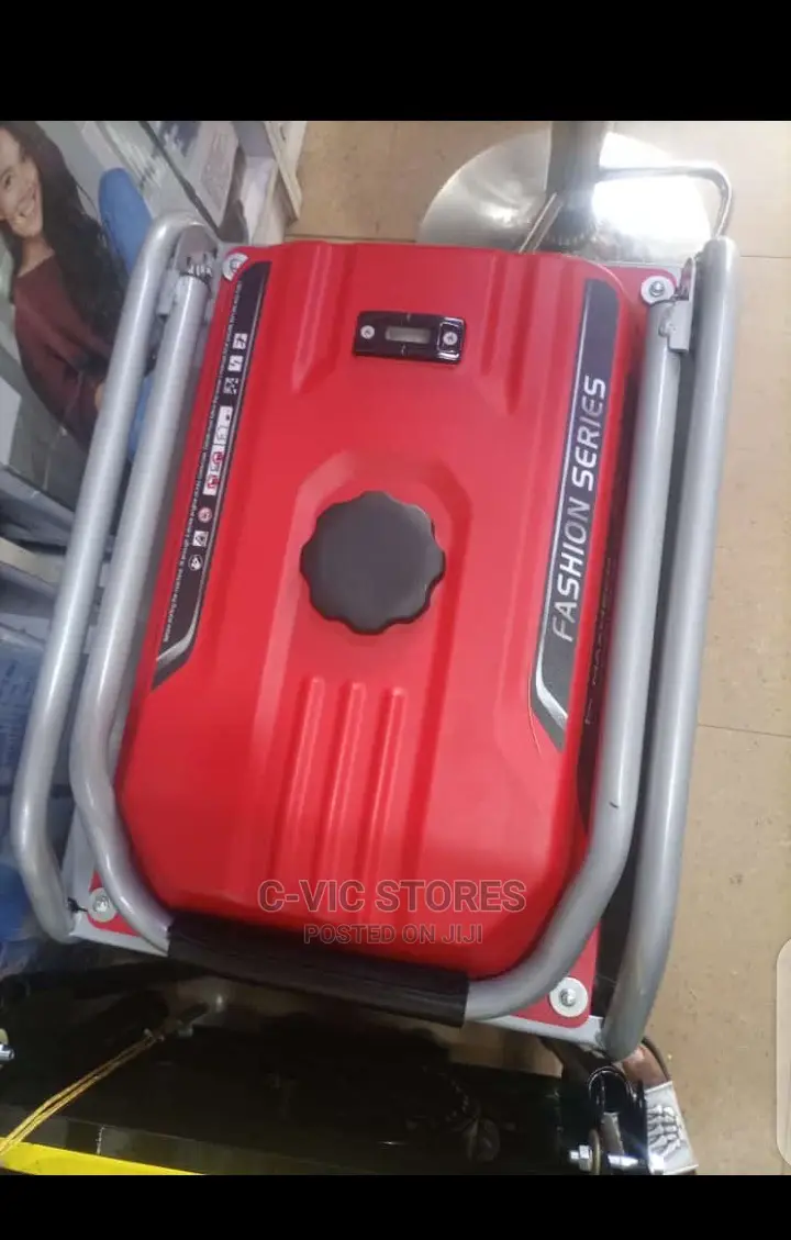 Maxmech Key Starter Petrol Generator 100% Copper 5200E
